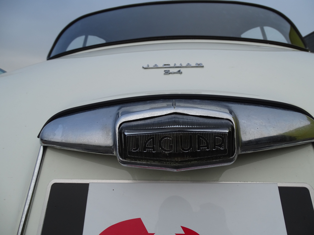 Jaguar MK2 — 36