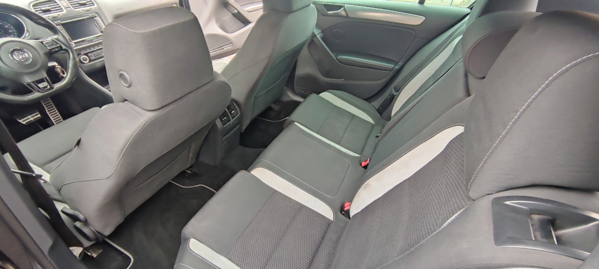 Volkswagen Golf — 14