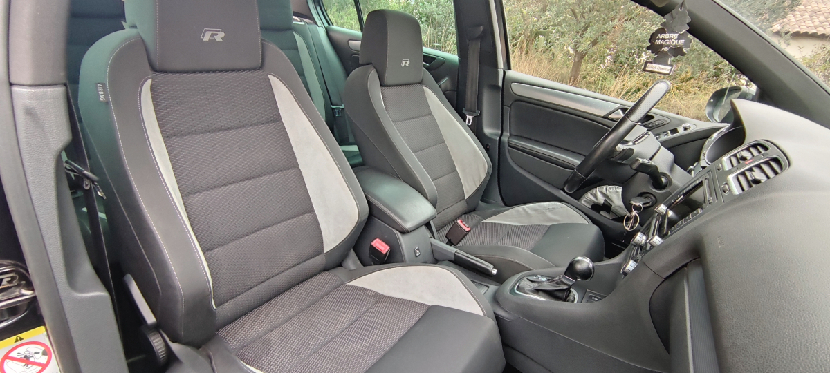 Volkswagen Golf — 23