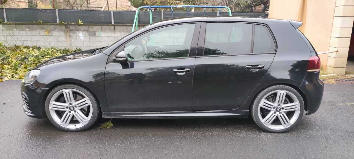 Volkswagen Golf — 3