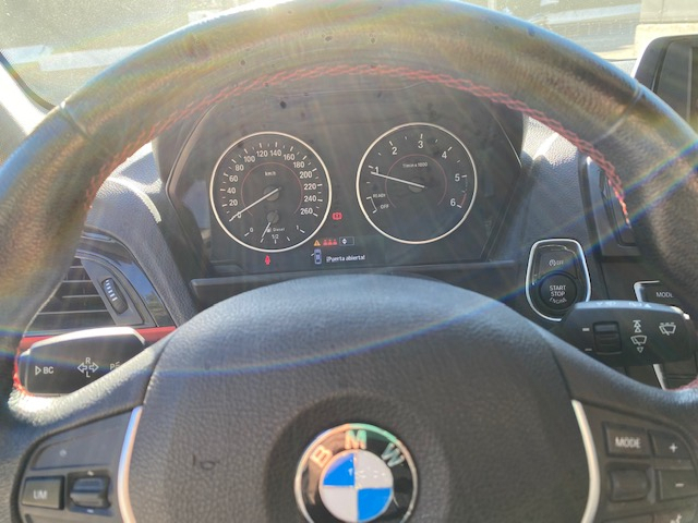 Bmw Série 1 — 12