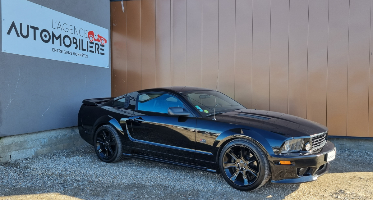 Ford Mustang — 4
