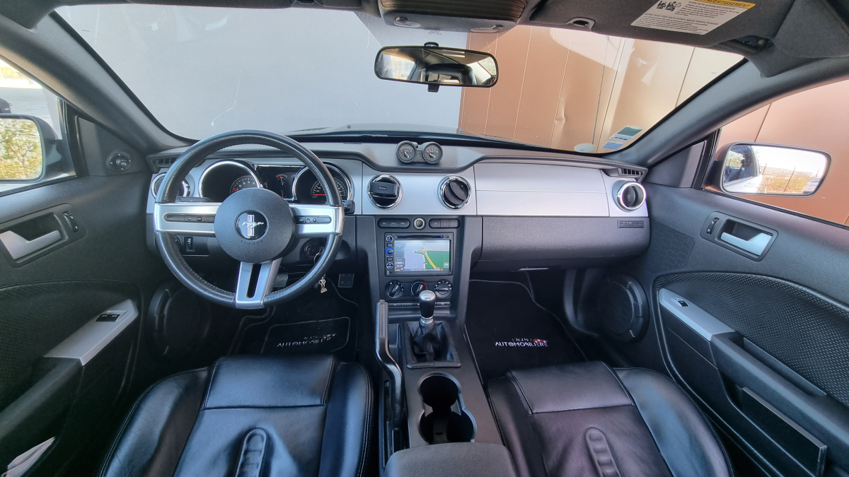 Ford Mustang — 12