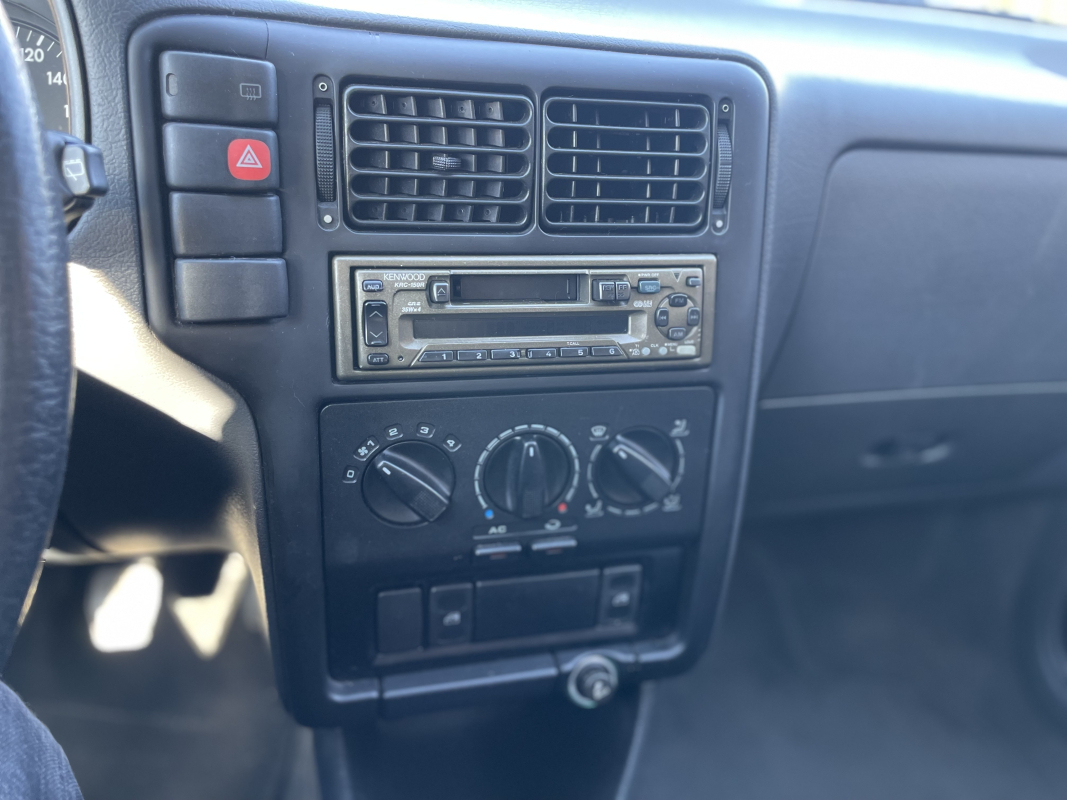 Volkswagen Polo — 15