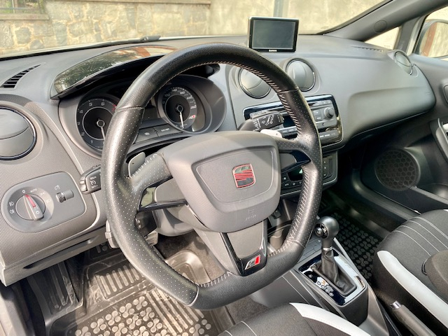 Seat Ibiza — 10