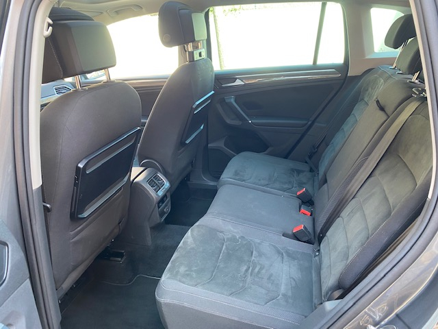 Volkswagen Tiguan — 23