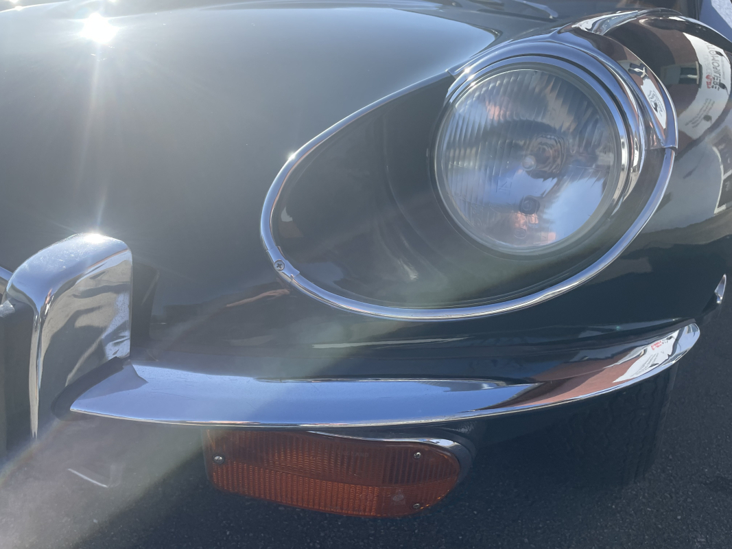 Jaguar Type E — 13
