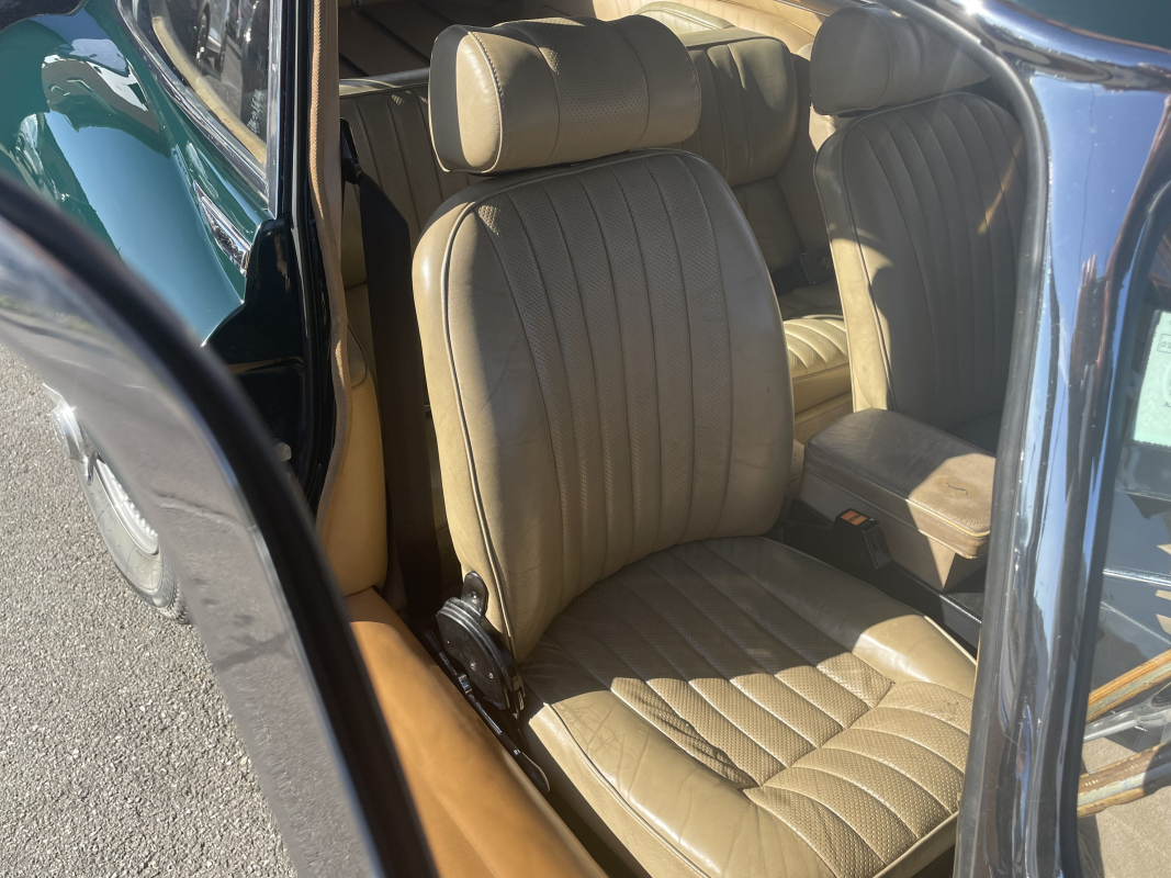Jaguar Type E — 18