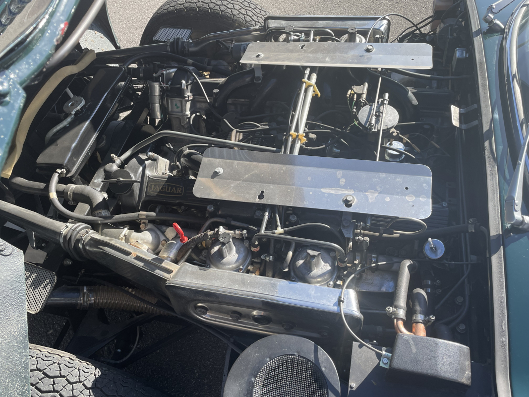 Jaguar Type E — 28