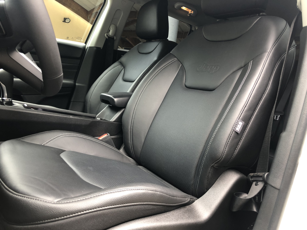 Jeep Compass — 10
