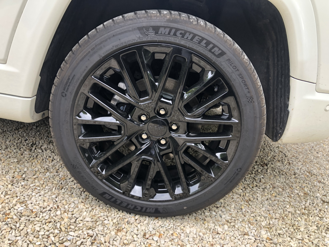 Jeep Compass — 19