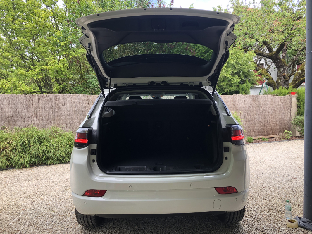 Jeep Compass — 39