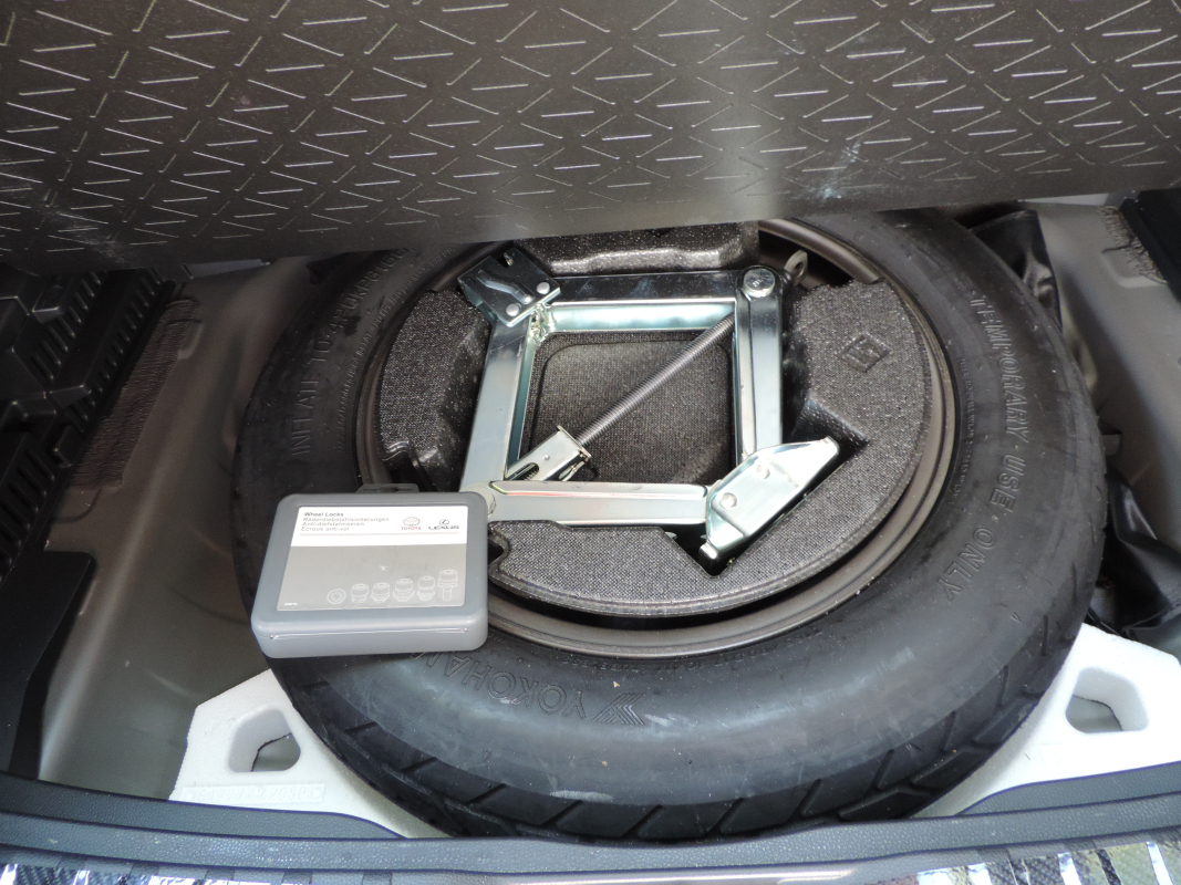 Toyota RAV4 — 35