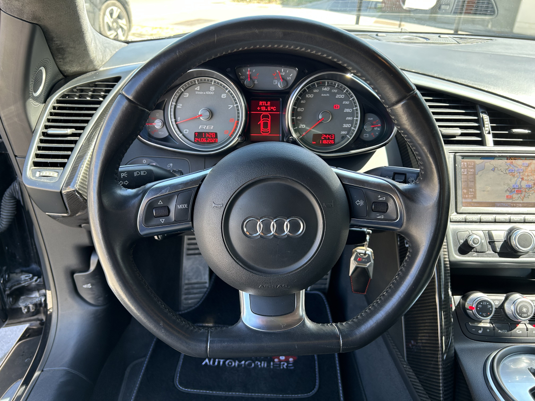 Audi R8 — 12