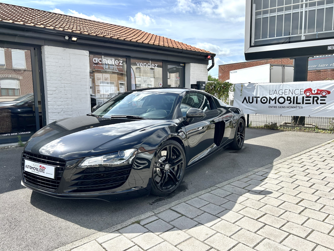 Audi R8