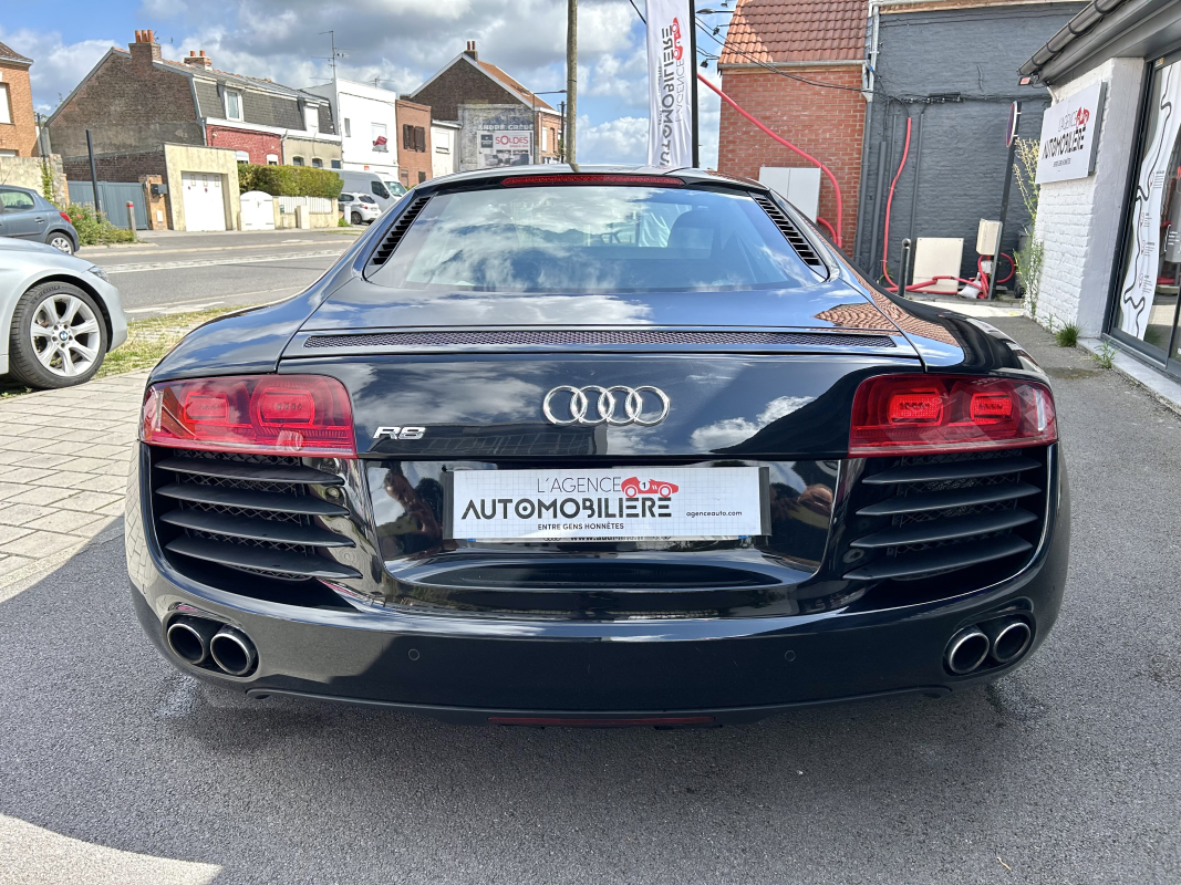Audi R8 — 4