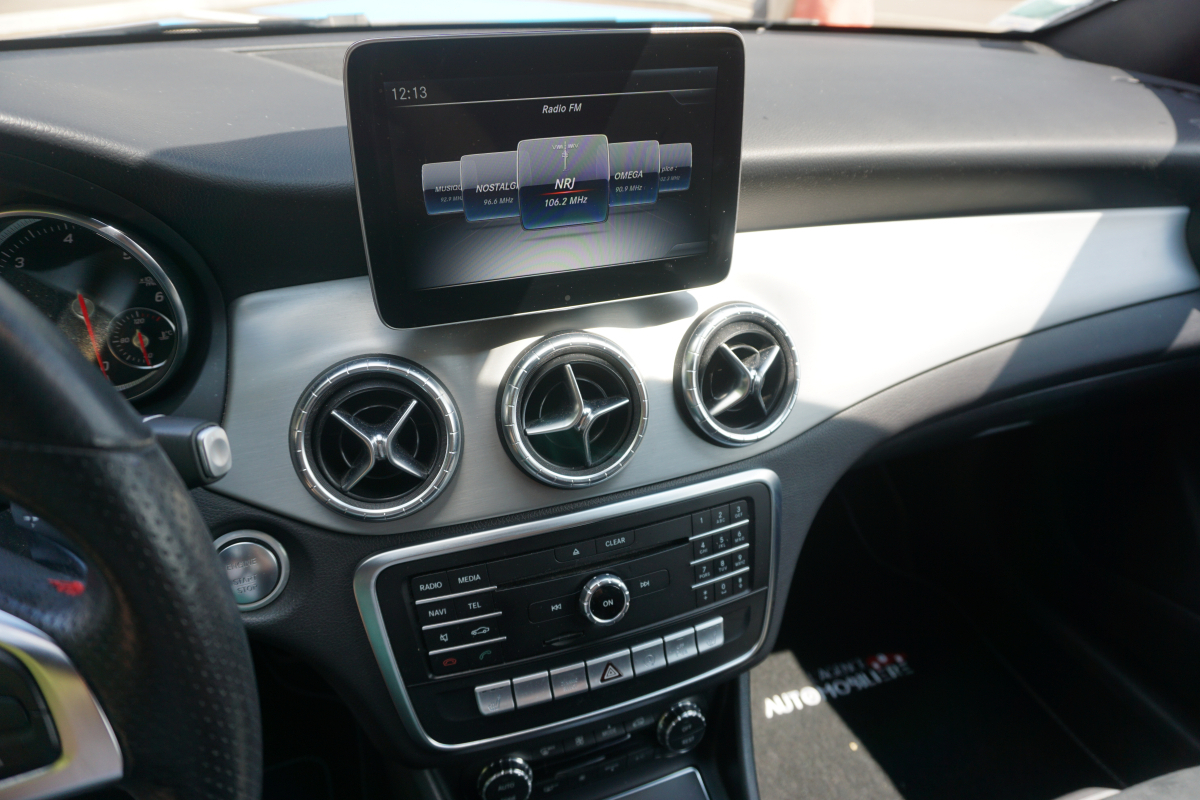 Mercedes Classe CLA — 26
