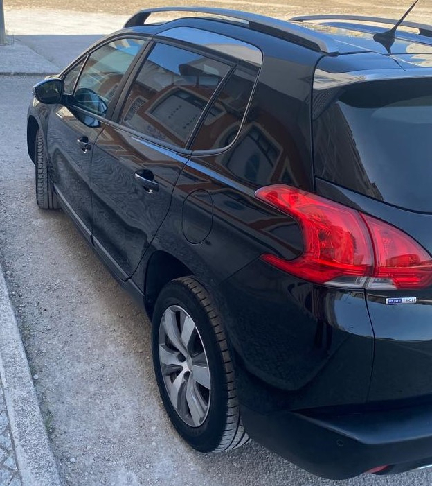 Peugeot 2008 — 4
