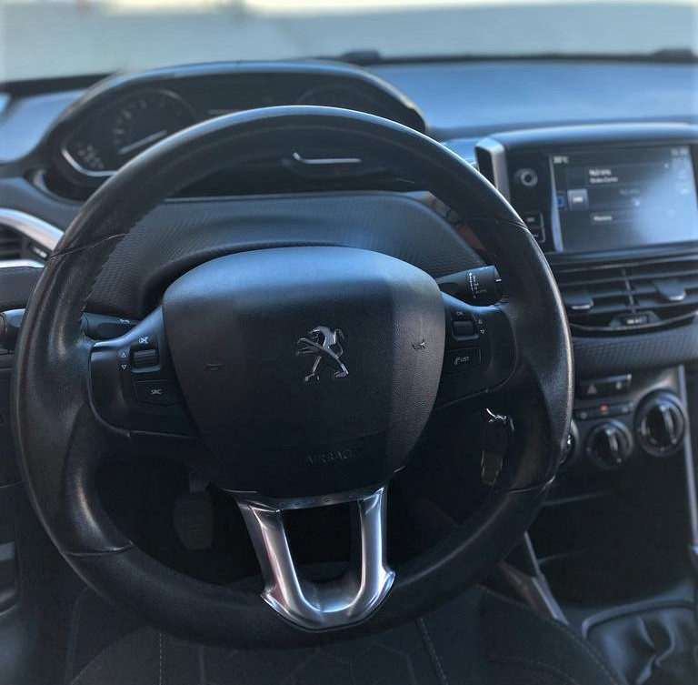 Peugeot 2008 — 7