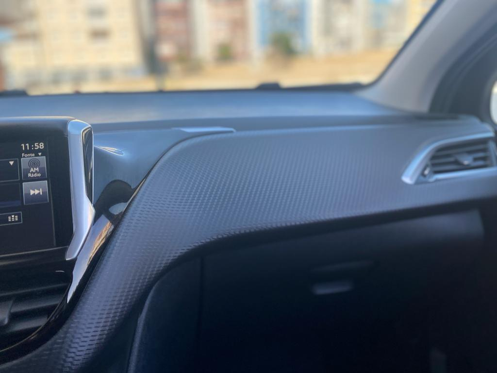 Peugeot 2008 — 10
