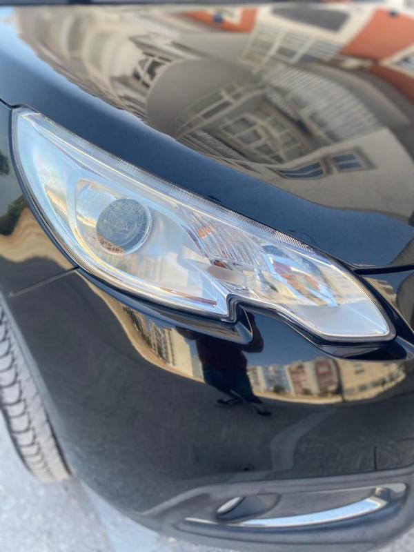 Peugeot 2008 — 20