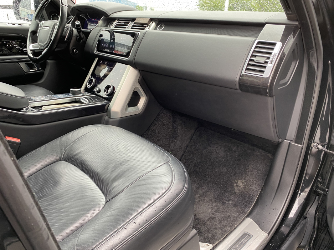 Land Rover Range Rover — 22