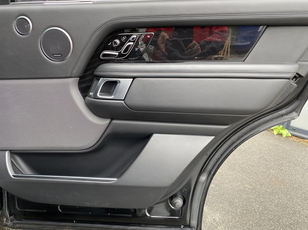 Land Rover Range Rover — 27