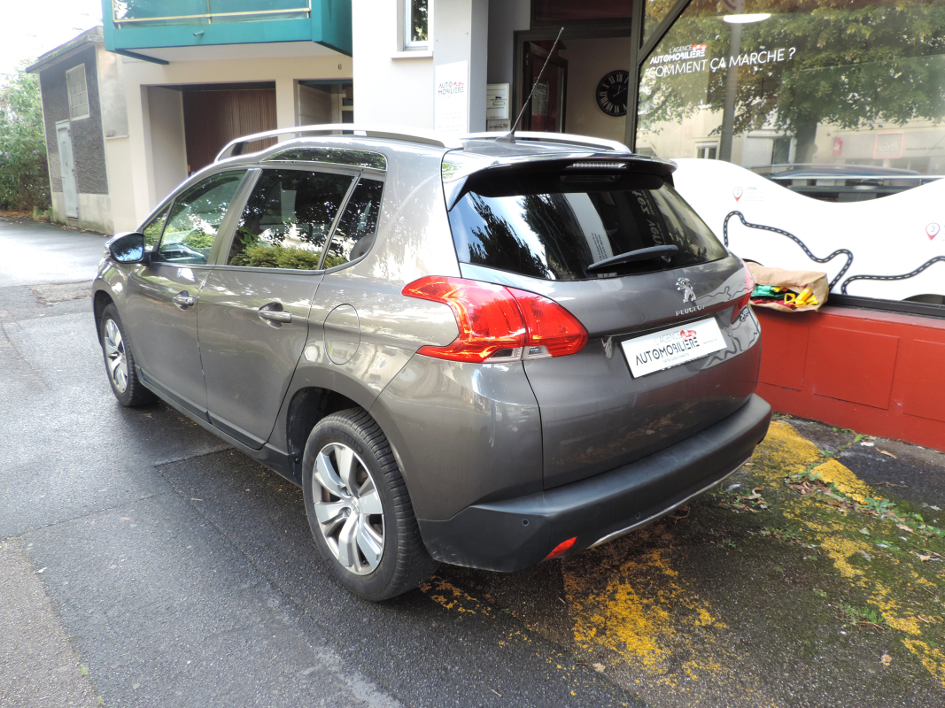 Peugeot 2008 — 6