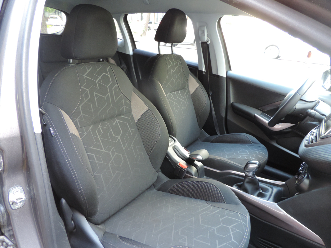 Peugeot 2008 — 9