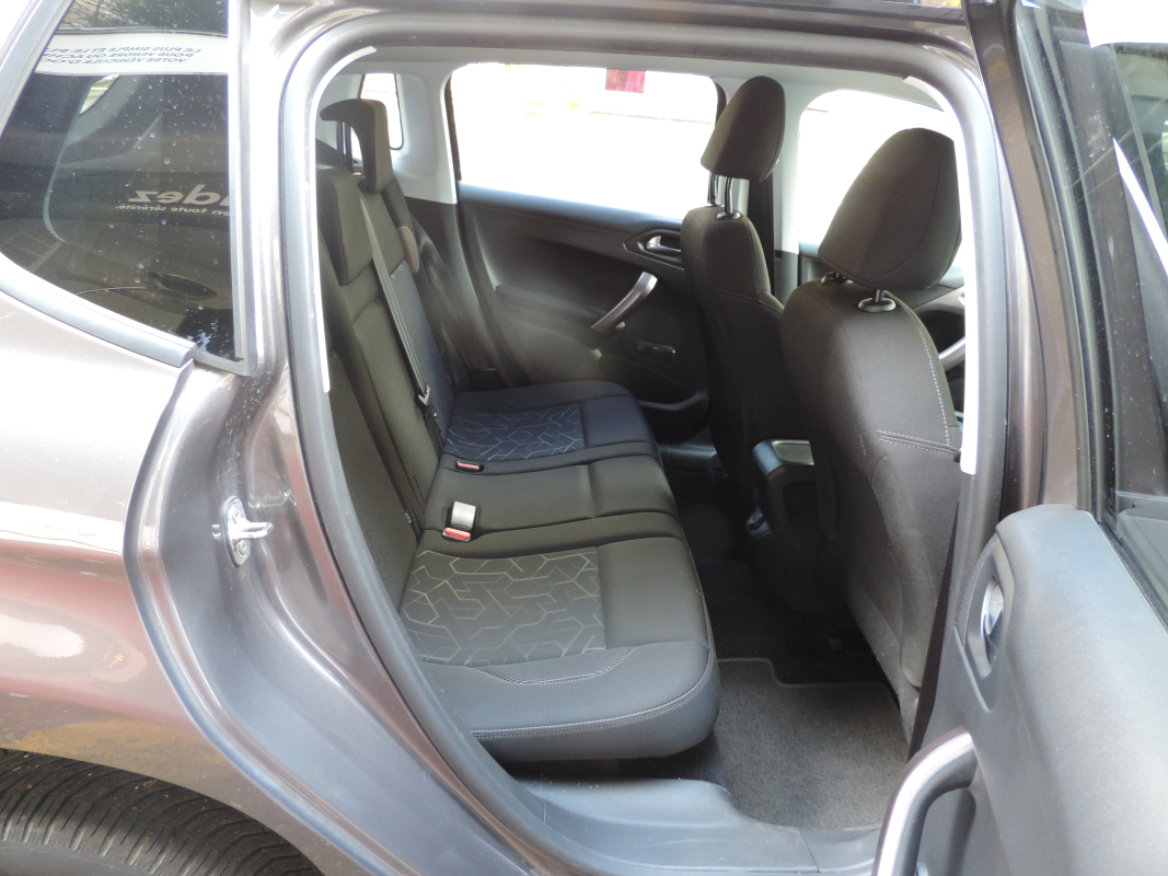 Peugeot 2008 — 10
