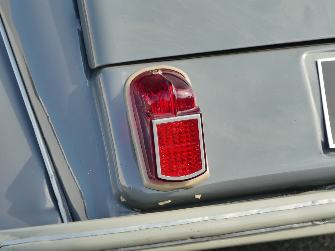 Citroen 2CV — 28