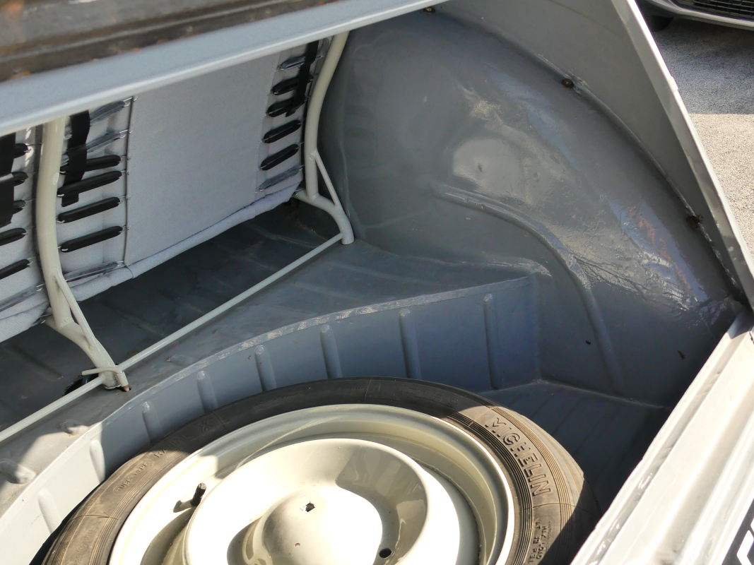 Citroen 2CV — 23
