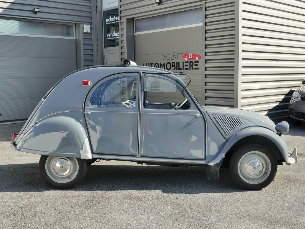 Citroen 2CV — 4
