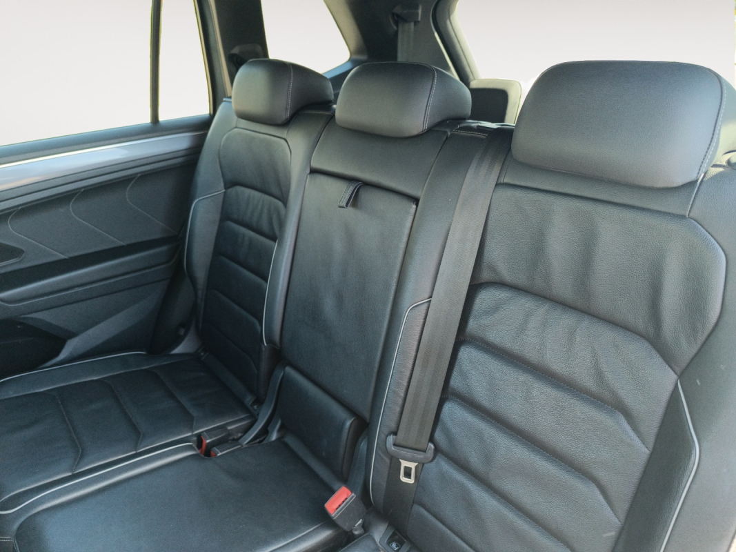 Volkswagen Tiguan Allspace — 14