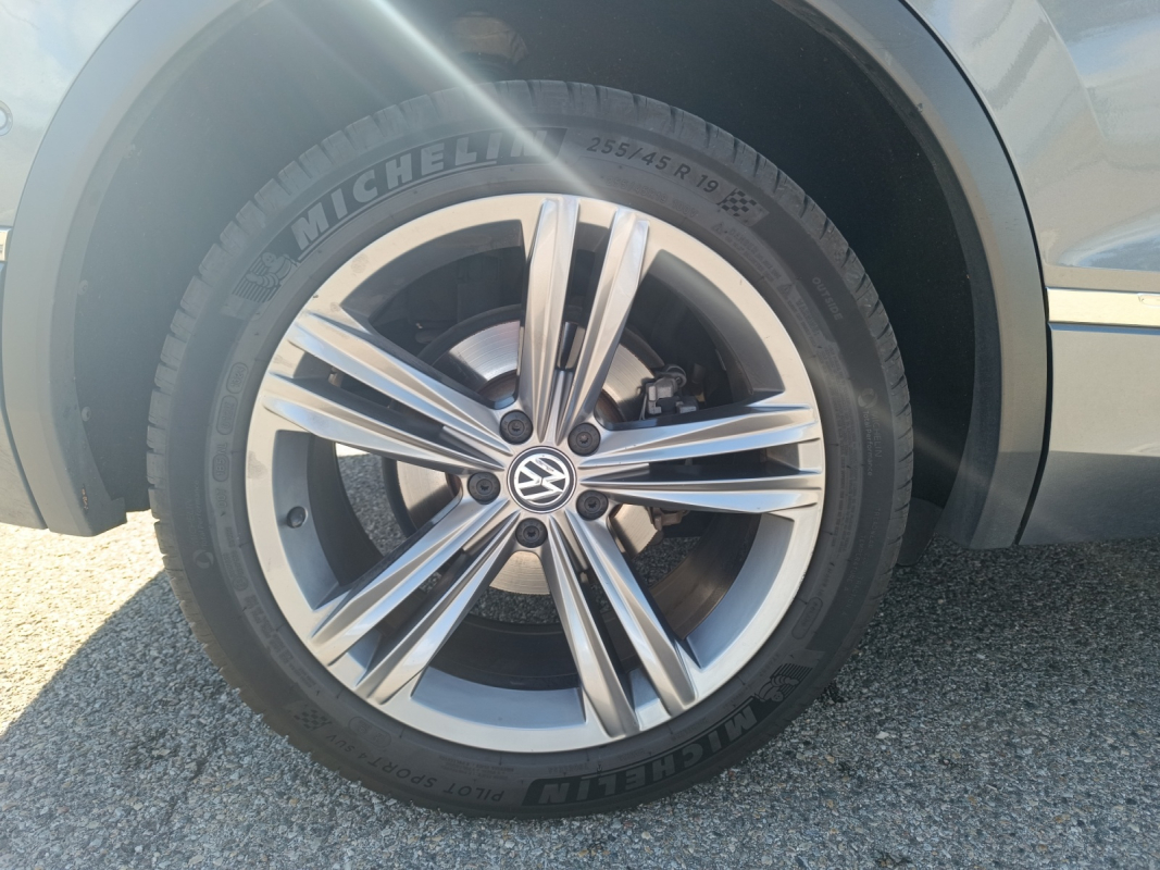 Volkswagen Tiguan Allspace — 27
