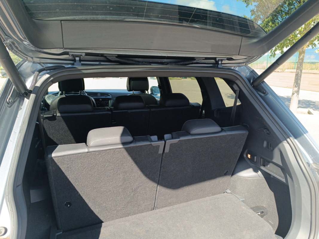 Volkswagen Tiguan Allspace — 11