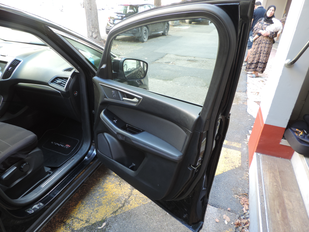 Ford S-Max — 8
