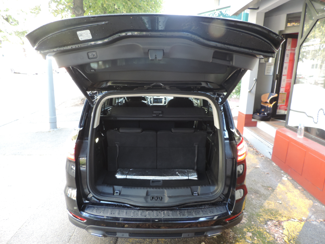 Ford S-Max — 18