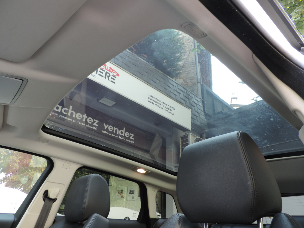 Land Rover Range Rover Evoque — 33