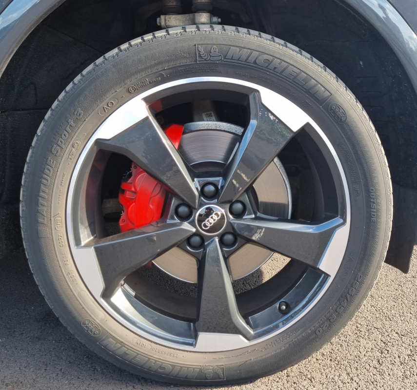 Audi Q5 — 37