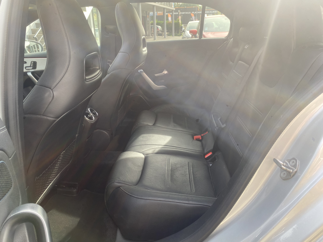 Mercedes Classe A — 17