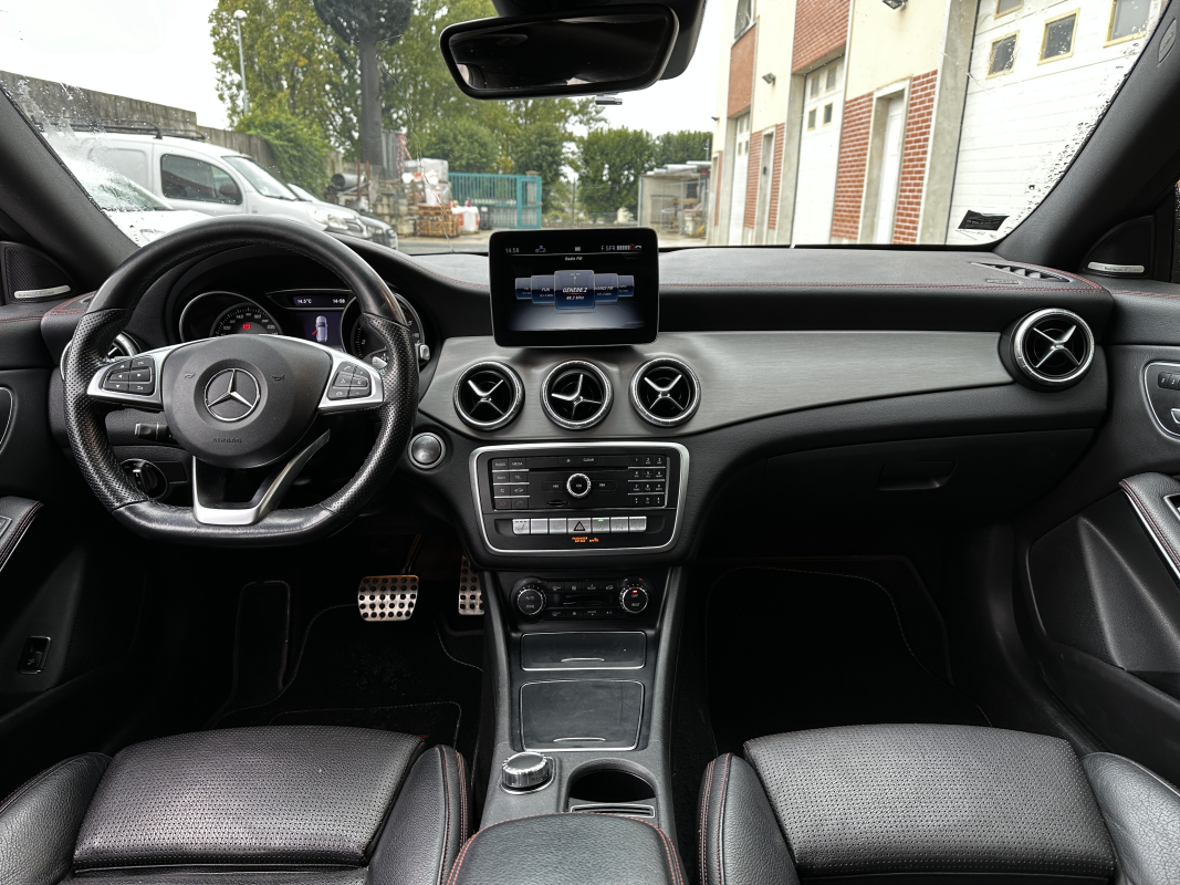 Mercedes Classe CLA — 12