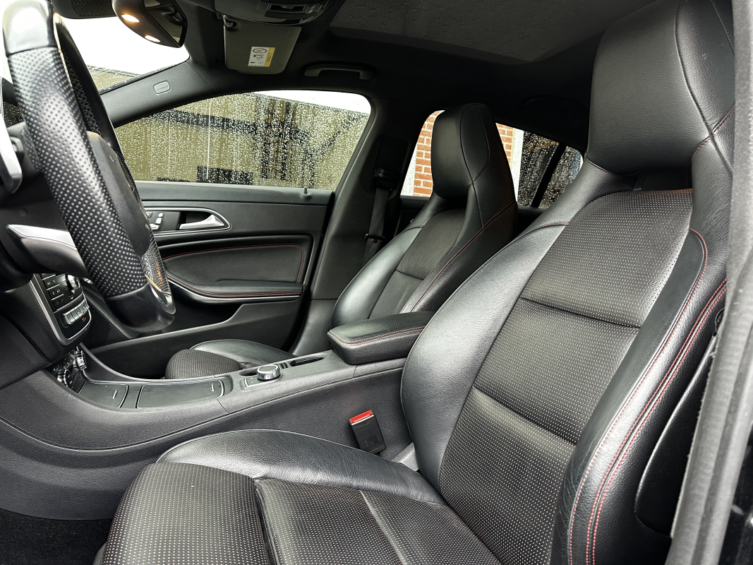 Mercedes Classe CLA — 14