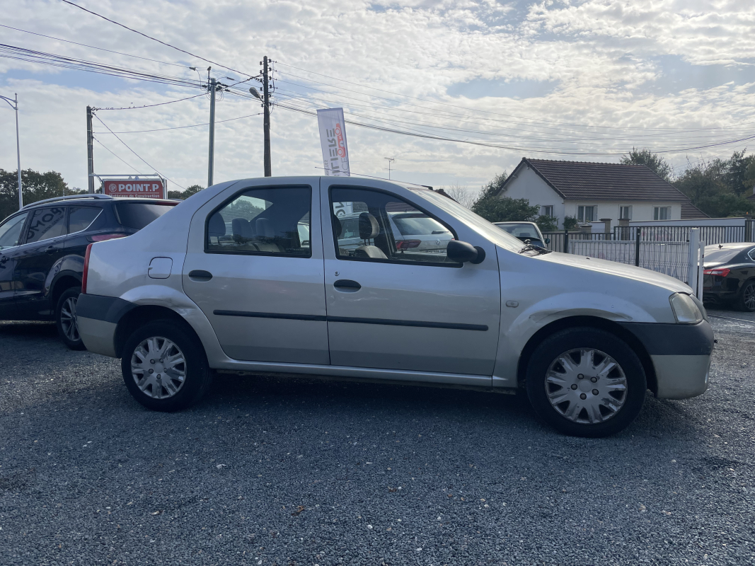 Dacia Logan — 6