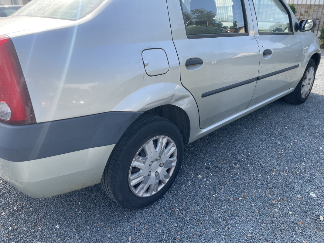 Dacia Logan — 19
