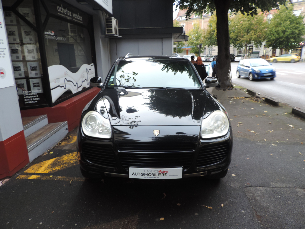 Porsche Cayenne — 2