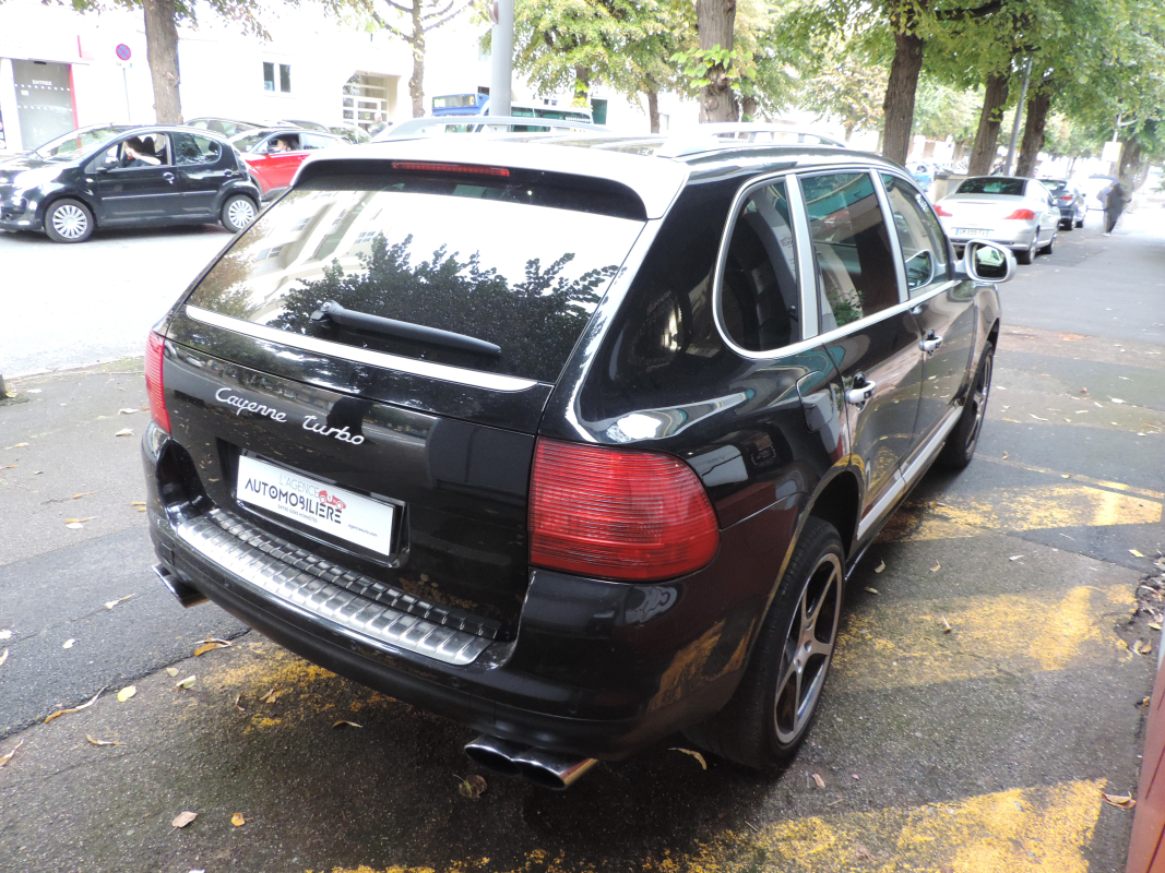 Porsche Cayenne — 4