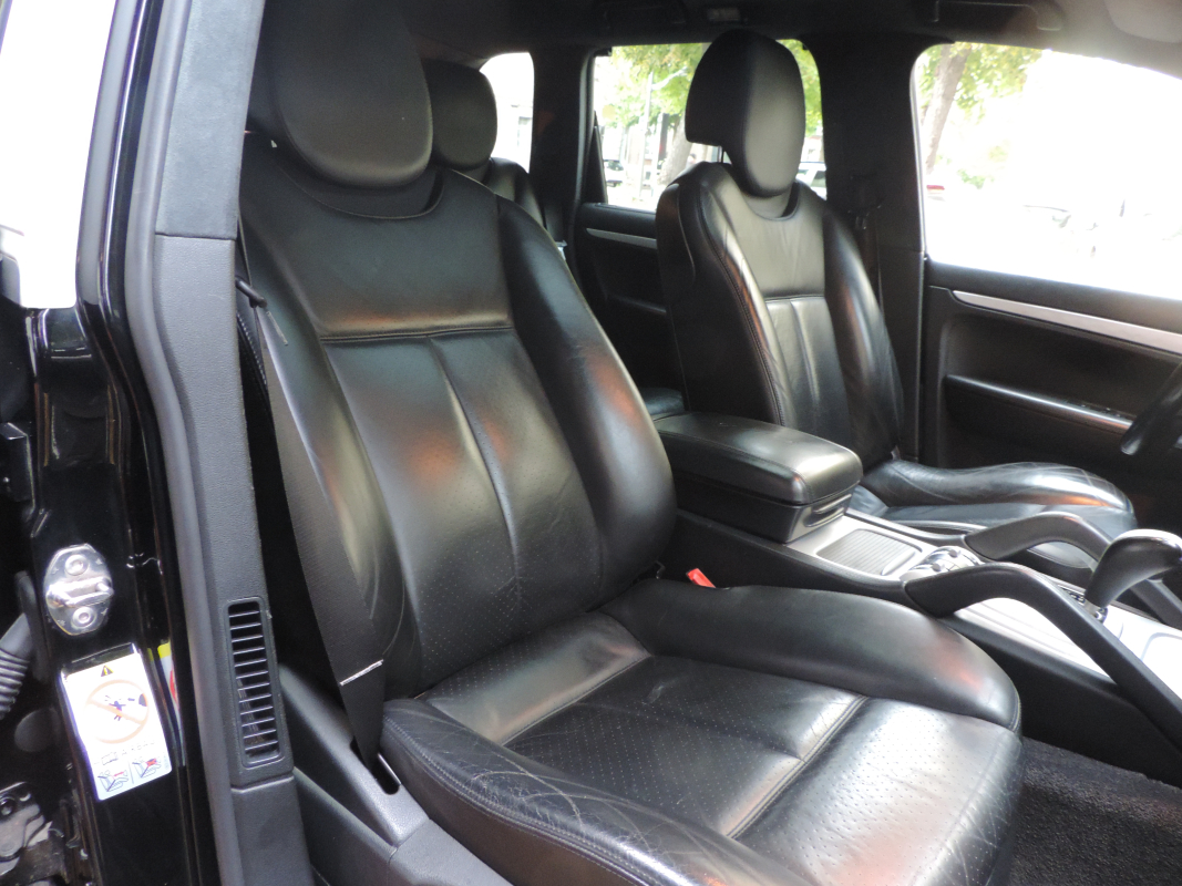 Porsche Cayenne — 9