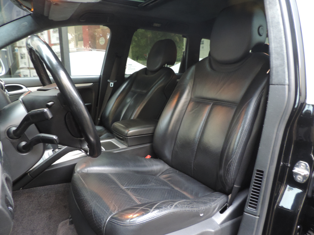 Porsche Cayenne — 13