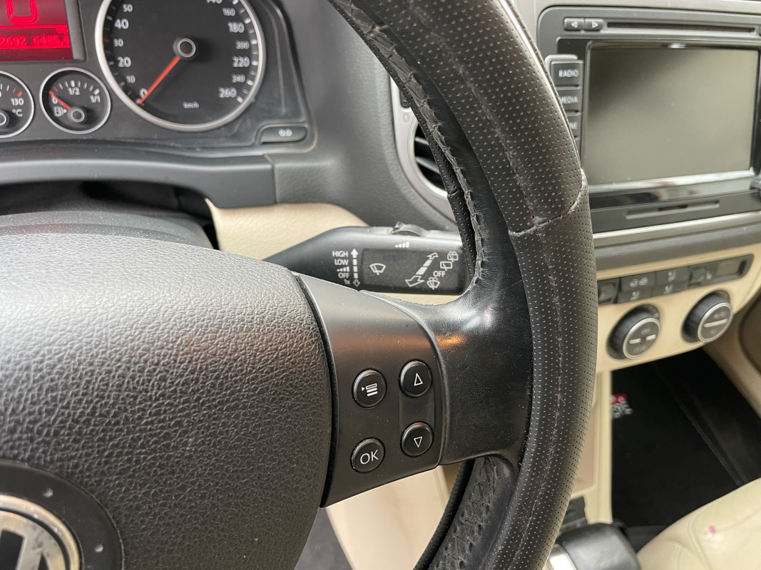 Volkswagen Tiguan — 14